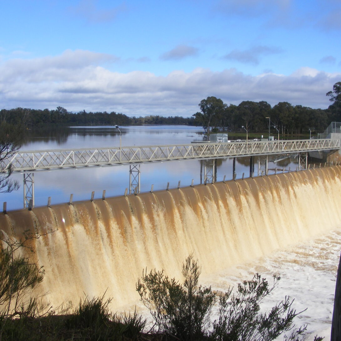 Leed - Laanecoorie Weir Image